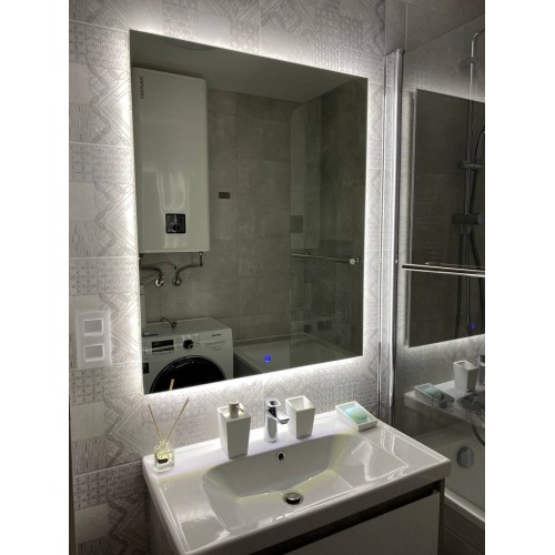 Парящее зеркало в ванную комнату с контурной 3D подсветкой 